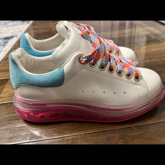 Alexander McQueen TriColor Sneaker Size 37.5 - Picture 5 of 7